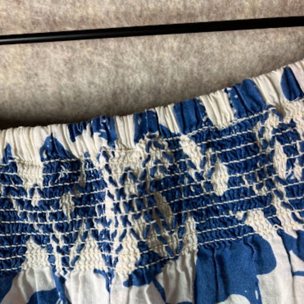 Hollister Blue and White Floral Mini Skirt Size Small - Picture 5 of 9